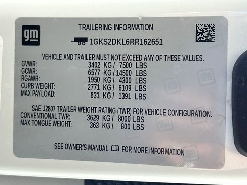 Used 2024 GMC Yukon Denali w/ Denali Reserve Package image 41