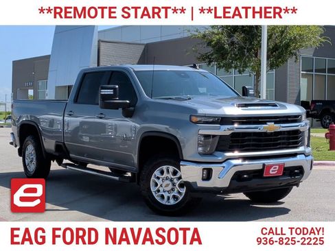 Used 2024 Chevrolet Silverado 2500 LT w/ Texas Edition AWD/4WD image 1