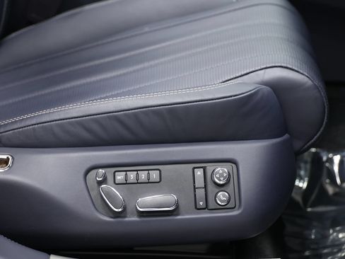 Used 2016 Bentley Flying Spur V8 AWD/4WD image 93