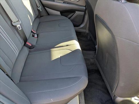 Used 2024 Hyundai Elantra SEL image 21