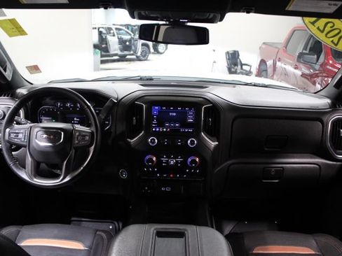 Used 2021 GMC Sierra 1500 AT4 AWD/4WD image 2