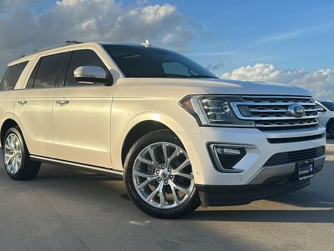 Used 2018 Ford Expedition Limited w/ Equipment Group 302A RWD image 7