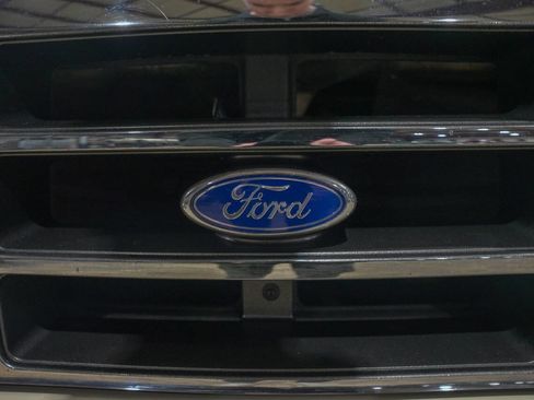 Used 1993 Ford F150 XL AWD/4WD image 18