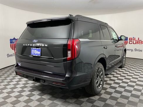New 2025 Ford Expedition Active image 3