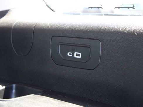Used 2021 Jeep Grand Cherokee L Limited AWD/4WD image 46
