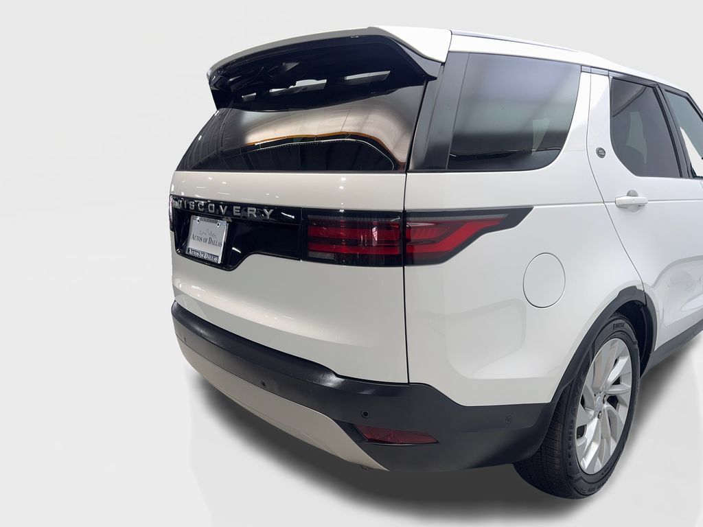 Used 2025 Land Rover Discovery S AWD/4WD image 19