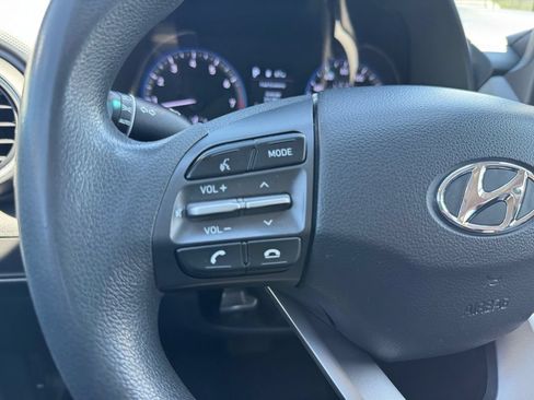 Used 2021 Hyundai Kona SE AWD/4WD image 22