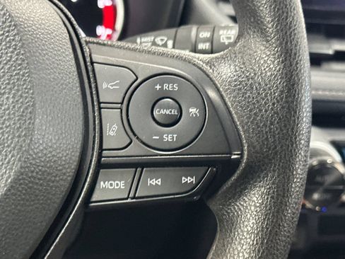 Certified 2025 Toyota RAV4 XLE AWD/4WD image 39