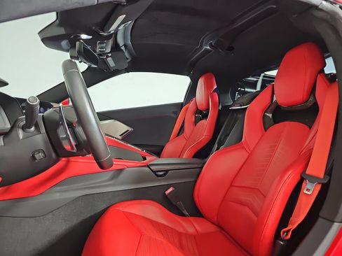 Used 2021 Chevrolet Corvette Stingray Premium Cpe w/ Z51 Performance Package RWD image 12