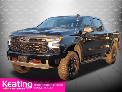 Used 2023 Chevrolet Silverado 1500 ZR2 w/ Technology Package image 8