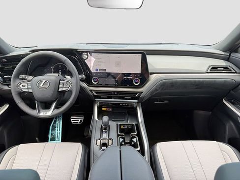 New 2026 Lexus TX 500h AWD image 17