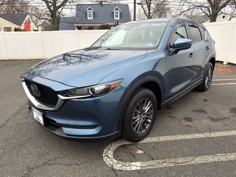 Used 2019 MAZDA CX-5 Touring image 3