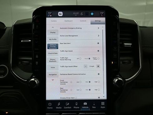 New 2026 RAM 2500 Laramie AWD/4WD image 44