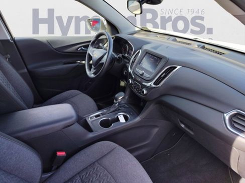 Used 2023 Chevrolet Equinox LT image 18