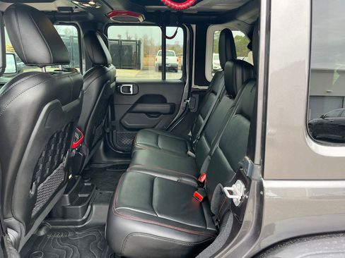 Used 2021 Jeep Wrangler Unlimited Rubicon image 24