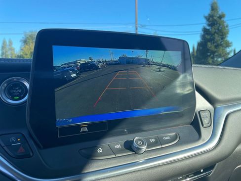 Used 2025 Chevrolet Blazer LT image 20