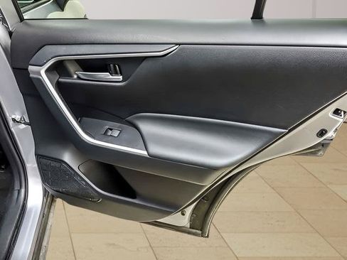 Certified 2025 Toyota RAV4 XLE AWD/4WD image 21