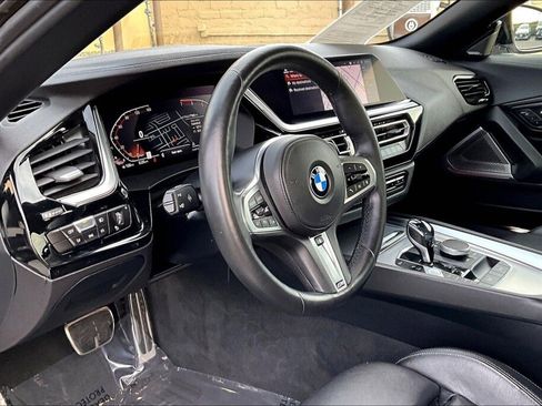 Used 2019 BMW Z4 sDrive30i w/ M Sport Package image 9