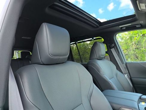 New 2026 Lexus LX 700h Luxury AWD/4WD image 11