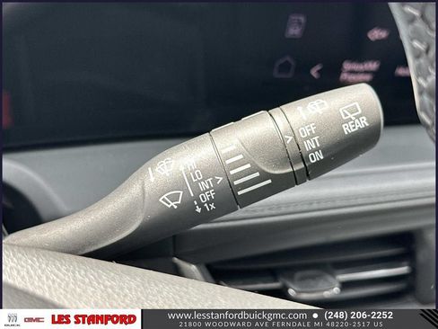 Used 2024 Buick Encore GX Sport Touring FWD image 25