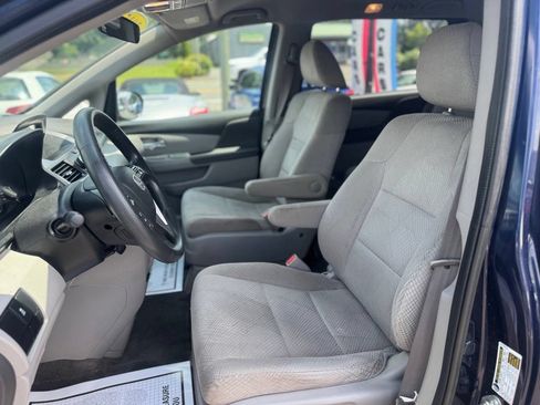 Used 2015 Honda Odyssey LX image 29