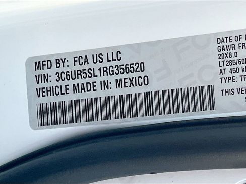 Used 2024 RAM 2500 Limited AWD/4WD image 34