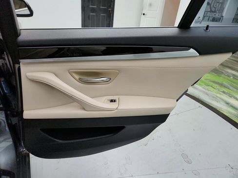 Used 2014 BMW 535i Sedan RWD image 29