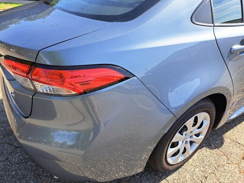 Used 2025 Toyota Corolla LE image 22