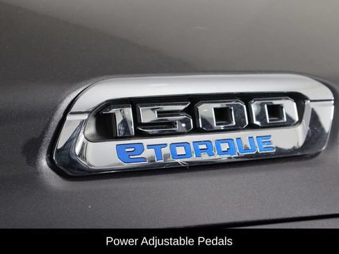 Used 2022 RAM 1500 Big Horn AWD/4WD image 49
