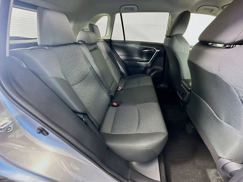 Certified 2025 Toyota RAV4 XLE FWD image 26