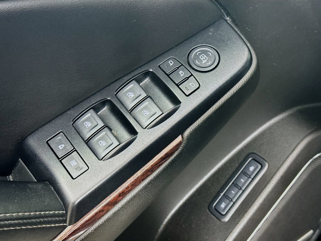 Used 2020 GMC Yukon XL SLT RWD image 18