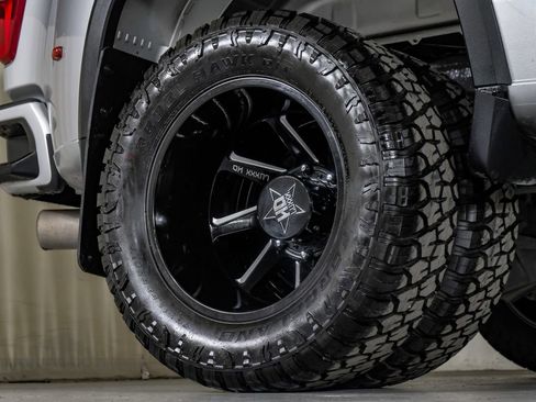 Used 2021 Chevrolet Silverado 3500 High Country w/ Snow Plow Prep/Camper Package image 54