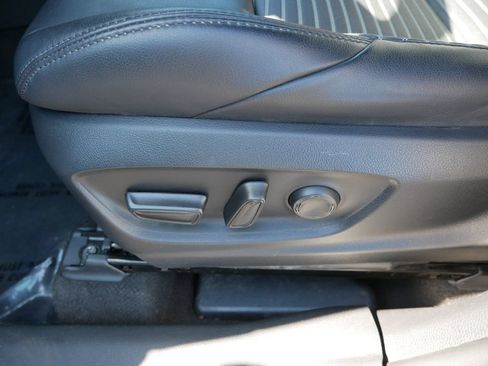 Used 2024 Toyota Corolla Cross AWD Hybrid w/ Convenience Package image 15
