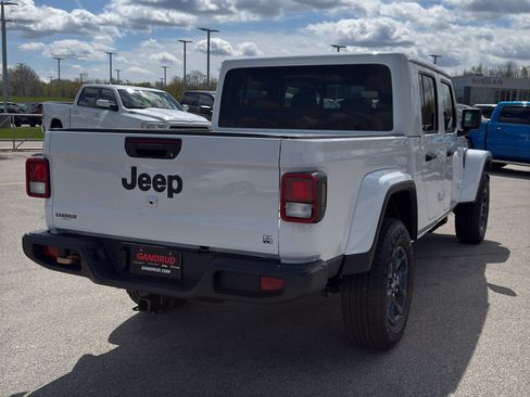 New 2026 Jeep Gladiator Sport AWD/4WD image 5