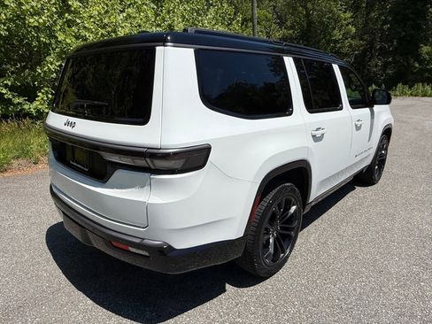 New 2026 Jeep Grand Wagoneer Summit AWD/4WD image 7
