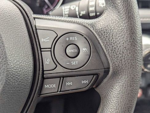 Used 2024 Toyota RAV4 XLE FWD image 25