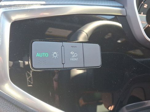 New 2025 Audi Q3 2.0T Premium image 20