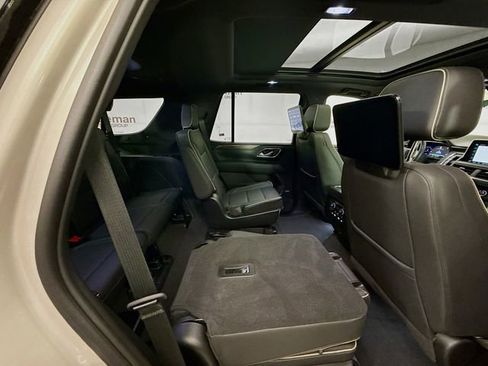 Used 2023 Chevrolet Tahoe Premier w/ Advanced Technology Package image 33