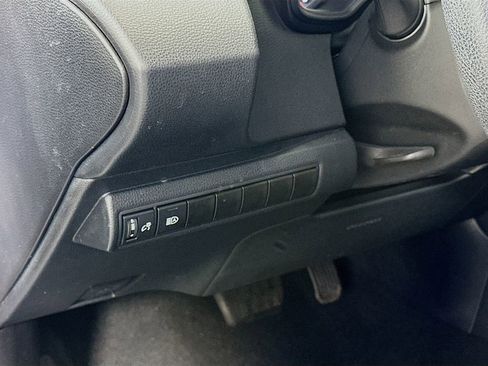 Certified 2024 Toyota Corolla LE image 10