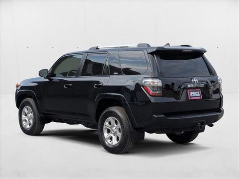 Used 2024 Toyota 4Runner SR5 image 8