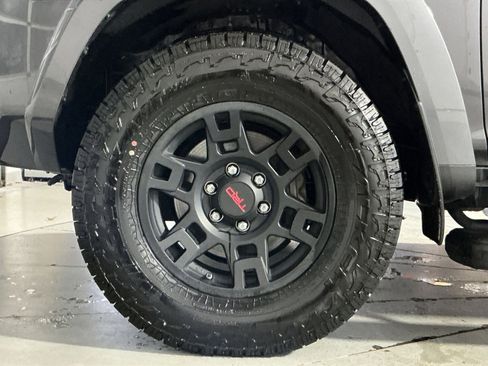 Used 2021 Toyota 4Runner TRD Off-Road Premium image 20
