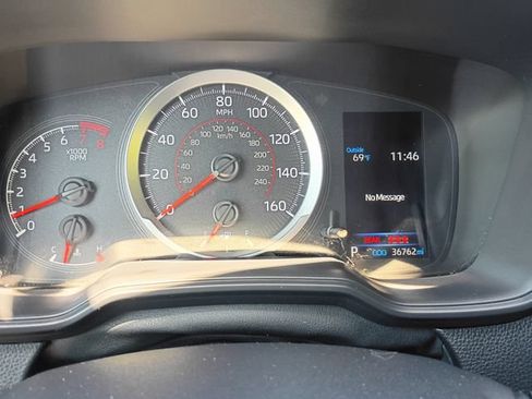 Used 2022 Toyota Corolla SE FWD image 14