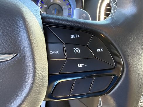 Used 2020 Chrysler 300 S RWD image 20