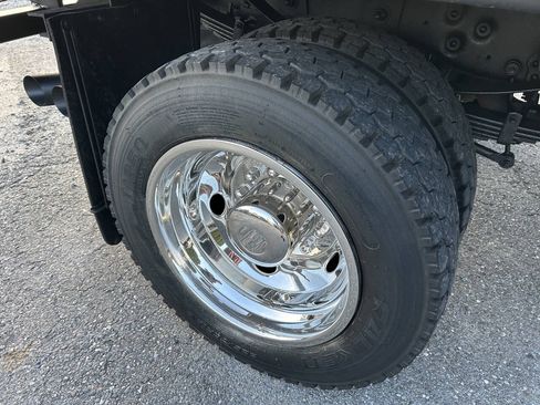 Used 2015 Ford F550 4x4 SuperCab Super Duty image 12