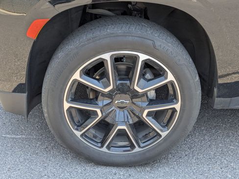 Used 2021 Chevrolet Tahoe RST AWD/4WD image 10