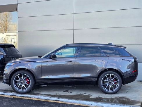New 2025 Land Rover Range Rover Velar Dynamic SE image 4