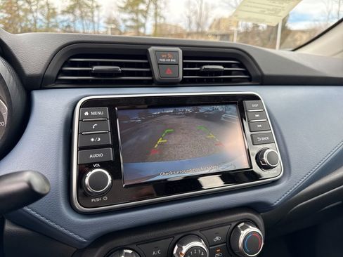 New 2025 Nissan Versa SV w/ Trunk Package image 10