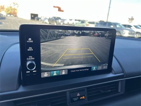 Used 2025 Honda Pilot Touring image 23