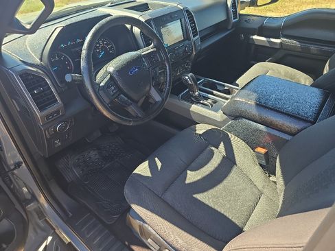 Used 2019 Ford F150 XLT w/ Equipment Group 302A Luxury AWD/4WD image 9