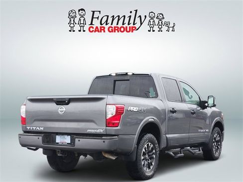 Used 2019 Nissan Titan PRO-4X w/ Pro-4x Utility Package image 4